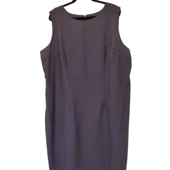 🍁Beautiful Plus Size Sleeveless Dress Size 24 - Picture 2 of 4